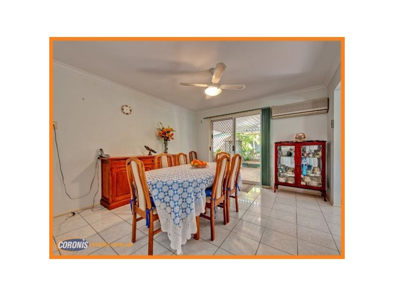 8 Lucida Court, Regents Park QLD 4118