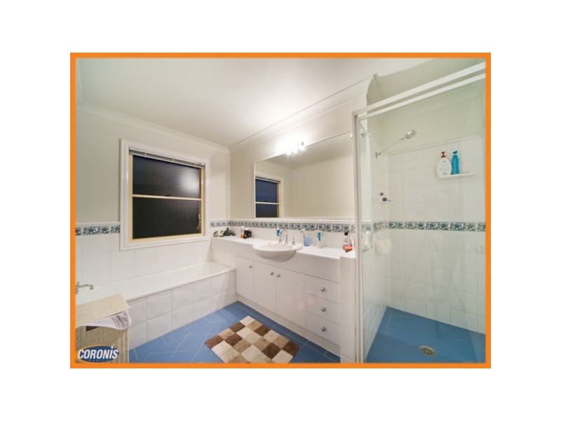 120 Horizon Drive, Middle Park QLD 4074