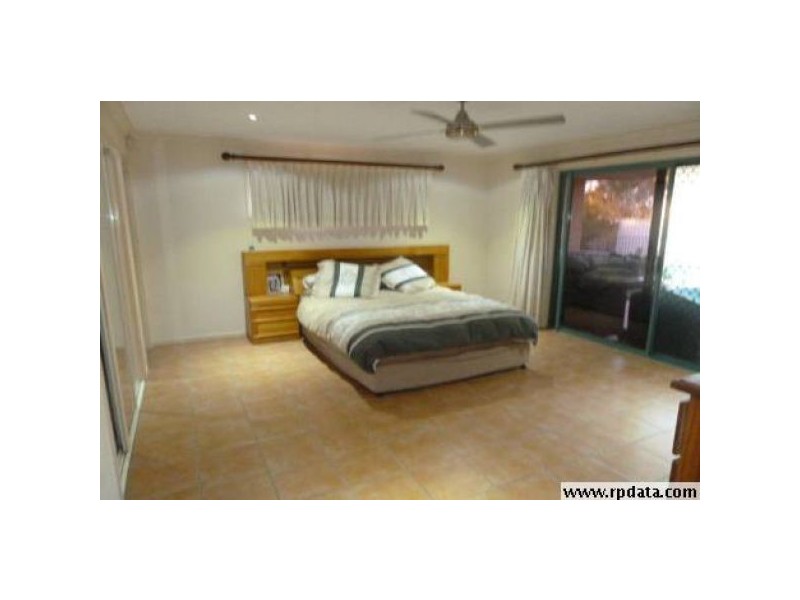 20 Audrey Ave, Helensvale QLD 4212