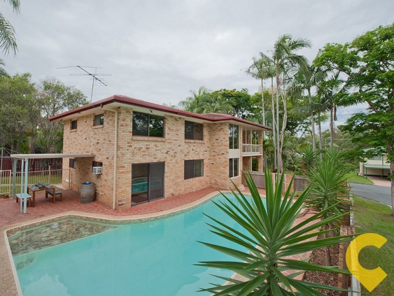 2 Kent Court, Albany Creek QLD 4035