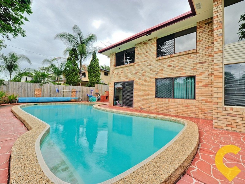 2 Kent Court, Albany Creek QLD 4035