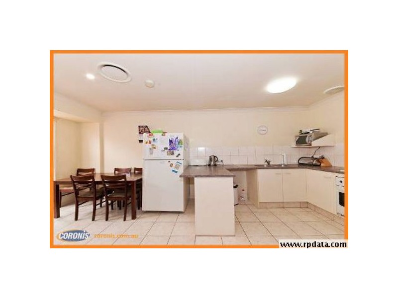 3 Plimsoll Plc, Helensvale QLD 4212