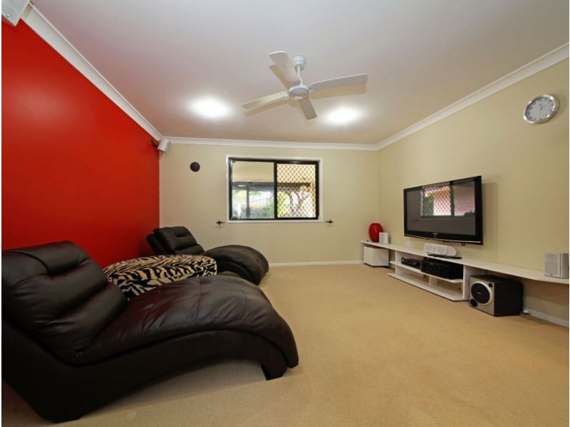 13 Diamantina Court, Murrumba Downs QLD 4503