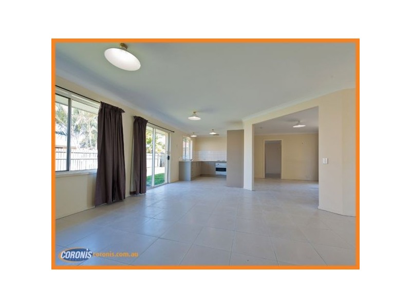 2 Satinay Place, Waterford West QLD 4133