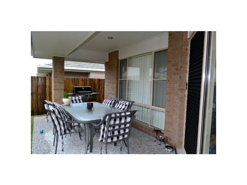 51 Beaumont Drive, Pimpama QLD 4209