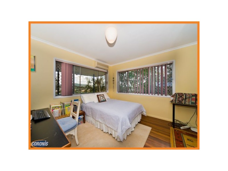 17 Hall Street, Alderley QLD 4051