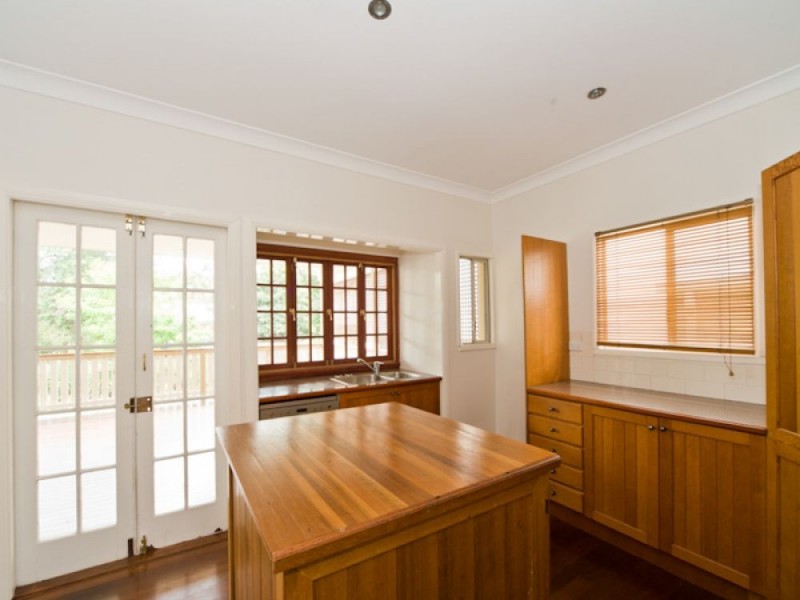 46 Downes Street, Tarragindi QLD 4121