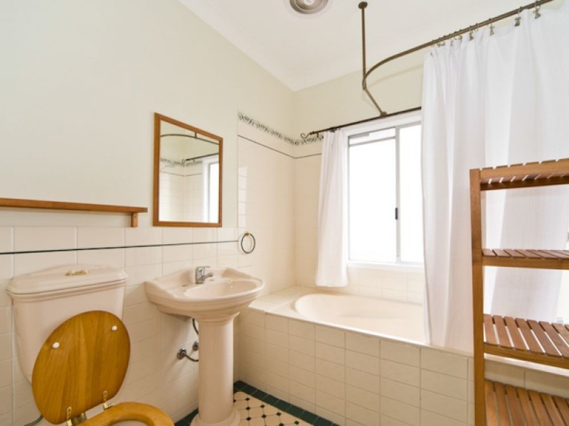 46 Downes Street, Tarragindi QLD 4121