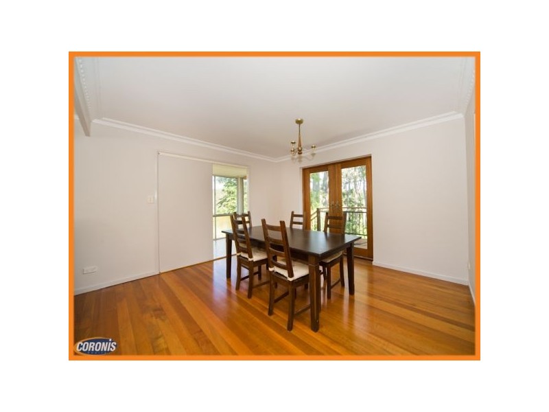 17 Algona Street, Holland Park West QLD 4121