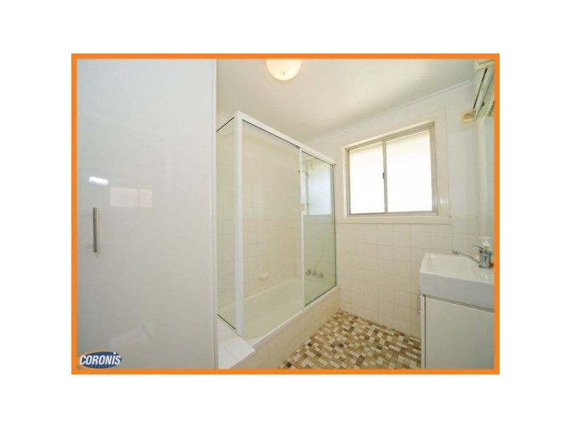 17 Algona Street, Holland Park West QLD 4121