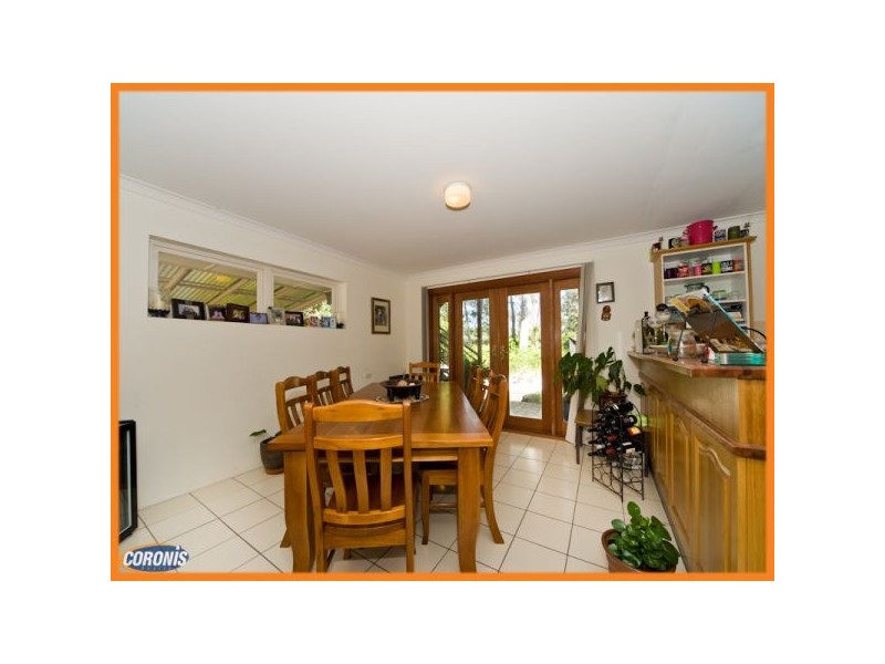 17 Algona Street, Holland Park West QLD 4121