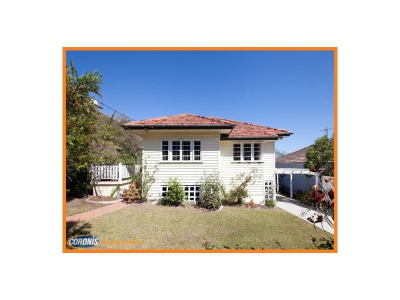 4 Goring Street, Coorparoo QLD 4151