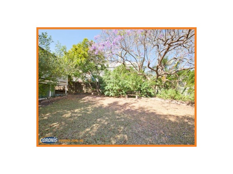 4 Goring Street, Coorparoo QLD 4151