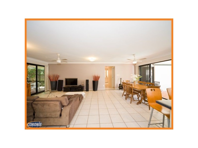 113 Cribb Road, Carindale QLD 4152