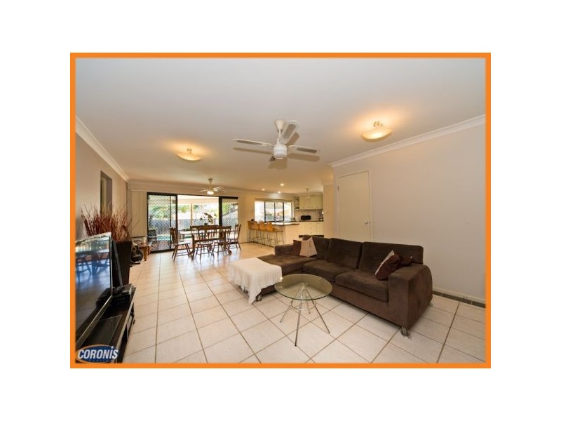 113 Cribb Road, Carindale QLD 4152