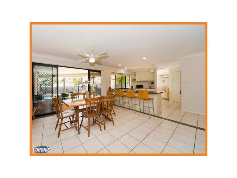 113 Cribb Road, Carindale QLD 4152