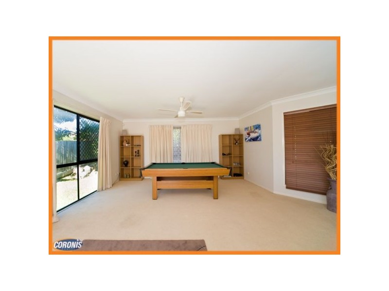 113 Cribb Road, Carindale QLD 4152
