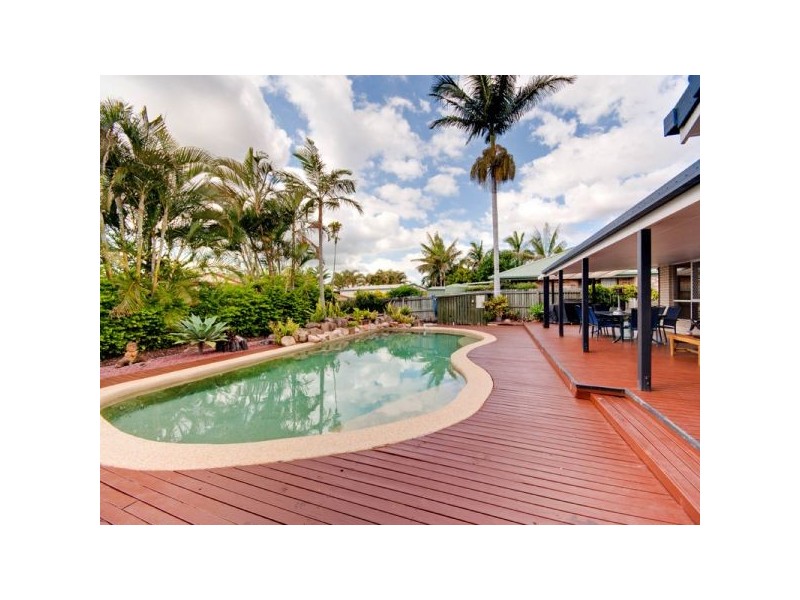 25 Pamela Drive, Bray Park QLD 4500