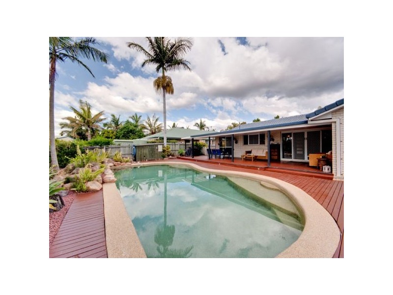 25 Pamela Drive, Bray Park QLD 4500
