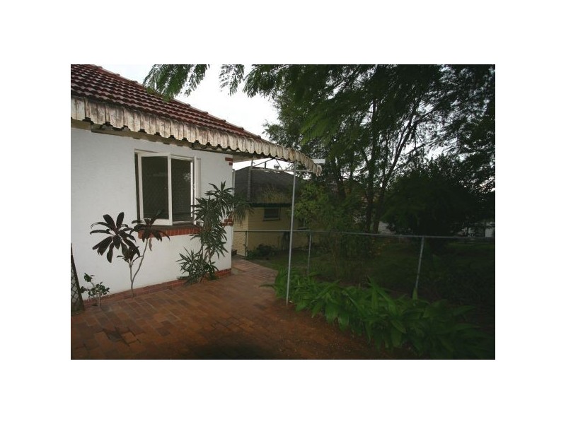 2/584 Stafford Road, Stafford QLD 4053