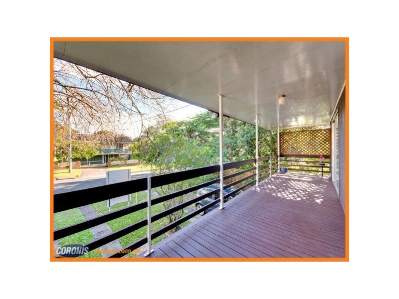 3 Hoxton Street, Arana Hills QLD 4054