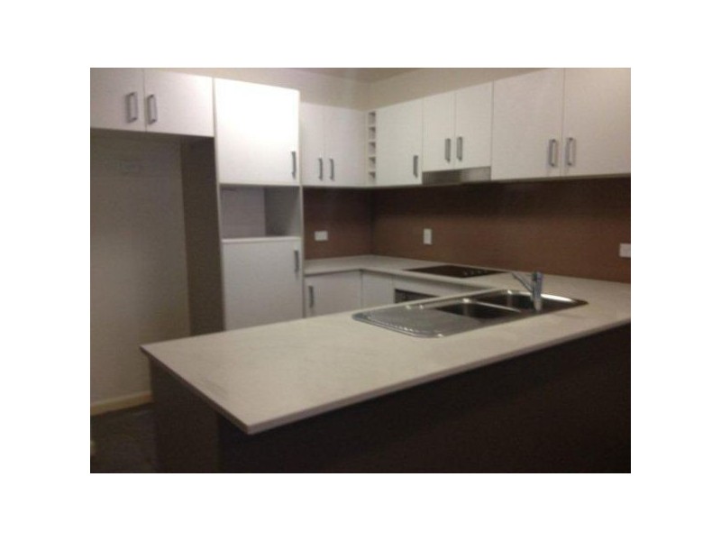 8/45 Playfield Street, Chermside QLD 4032