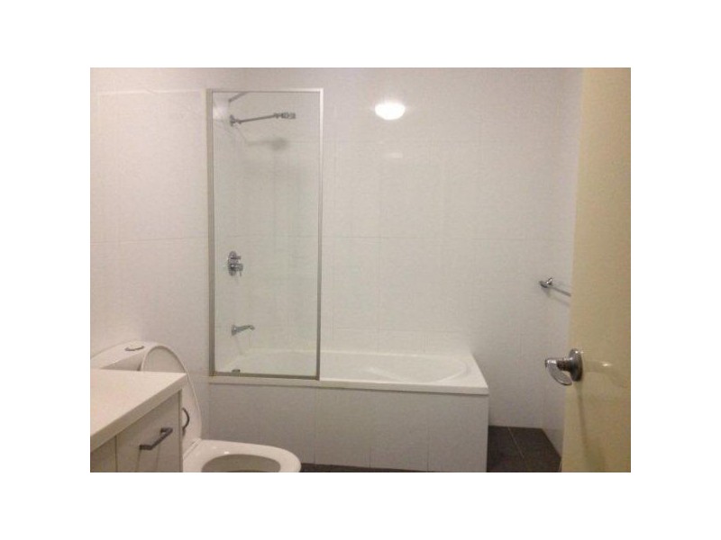 8/45 Playfield Street, Chermside QLD 4032