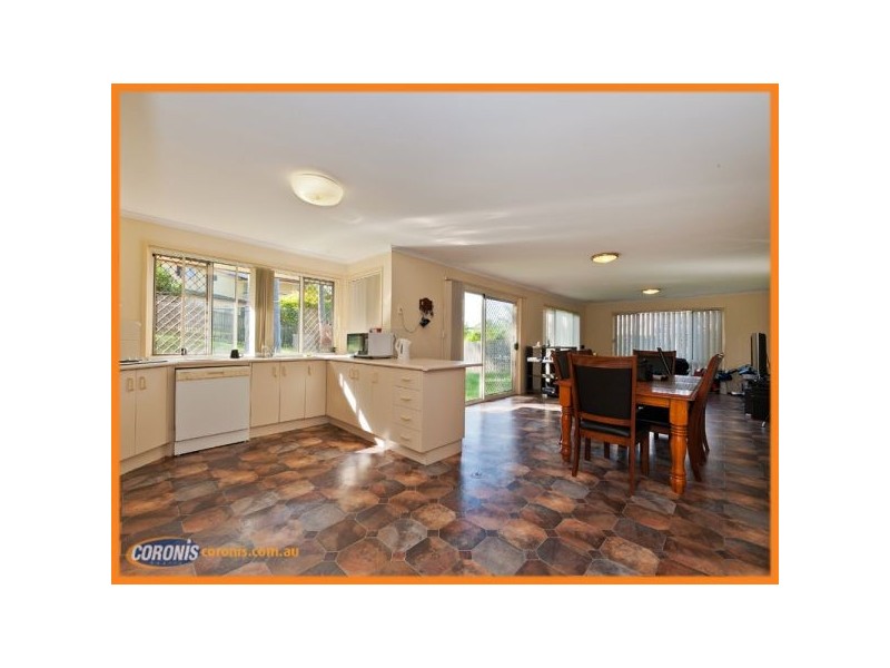 7 Trusan Place, Tanah Merah QLD 4128