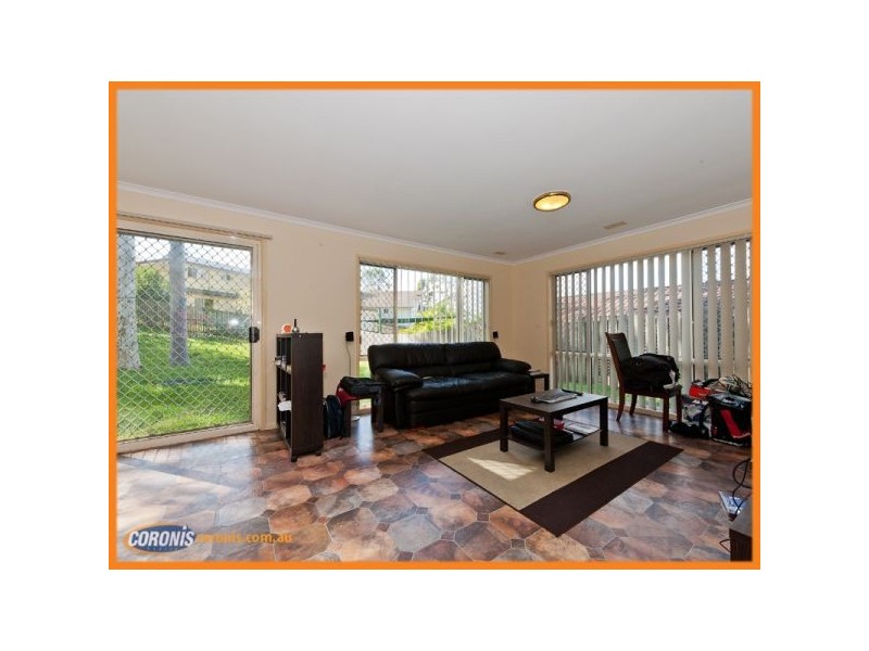 7 Trusan Place, Tanah Merah QLD 4128