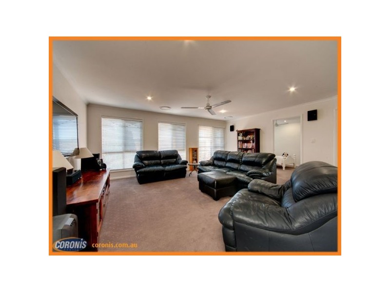 18 Delia Close, Bracken Ridge QLD 4017