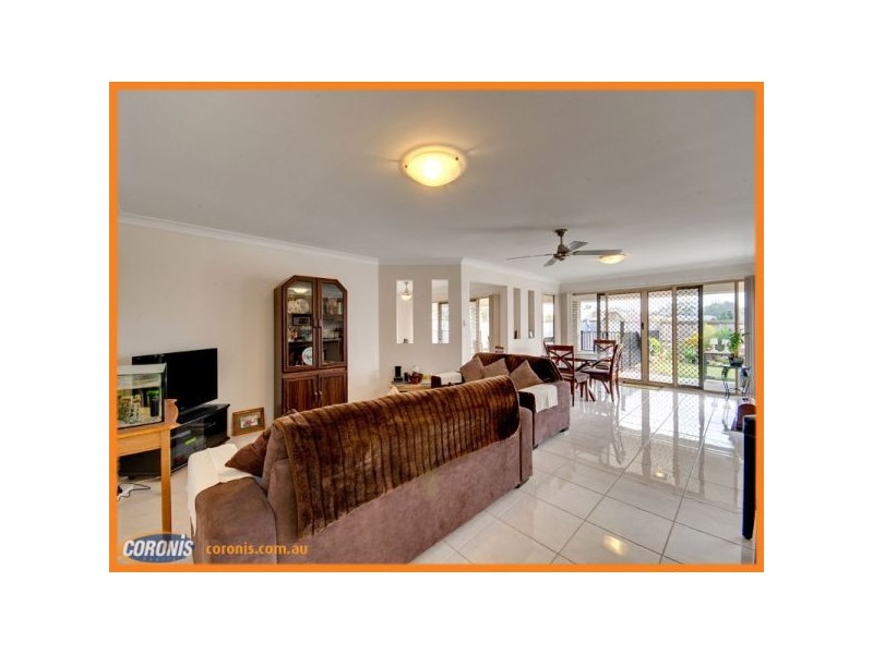 11 Gillam Crescent, Bray Park QLD 4500