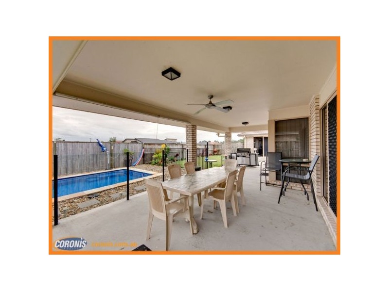 11 Gillam Crescent, Bray Park QLD 4500