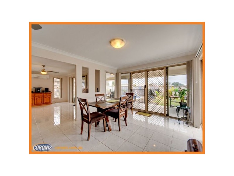 11 Gillam Crescent, Bray Park QLD 4500