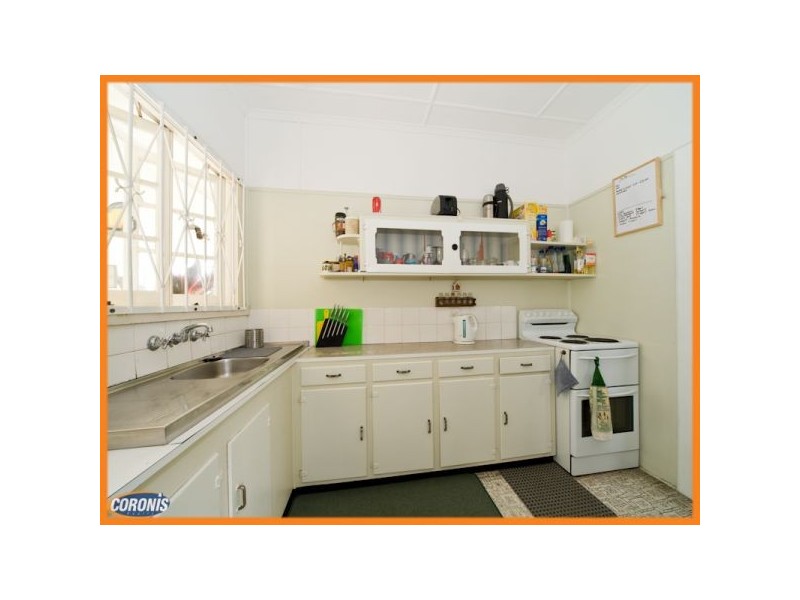 6 Mercer Avenue, Kedron QLD 4031