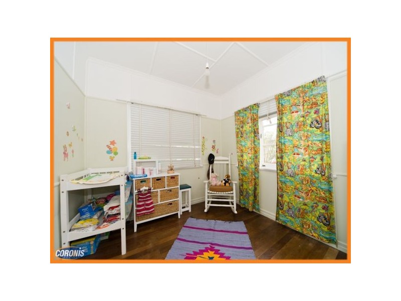 6 Mercer Avenue, Kedron QLD 4031