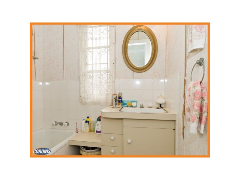 6 Mercer Avenue, Kedron QLD 4031