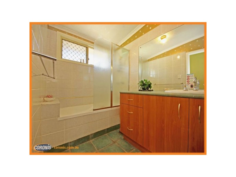 156 School Road, Kallangur QLD 4503