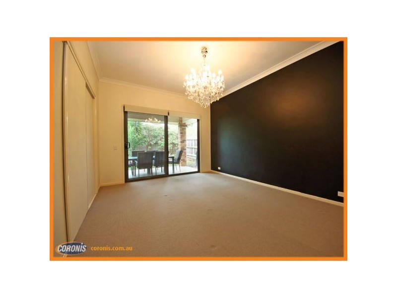 19 Silkyoak Court, North Lakes QLD 4509