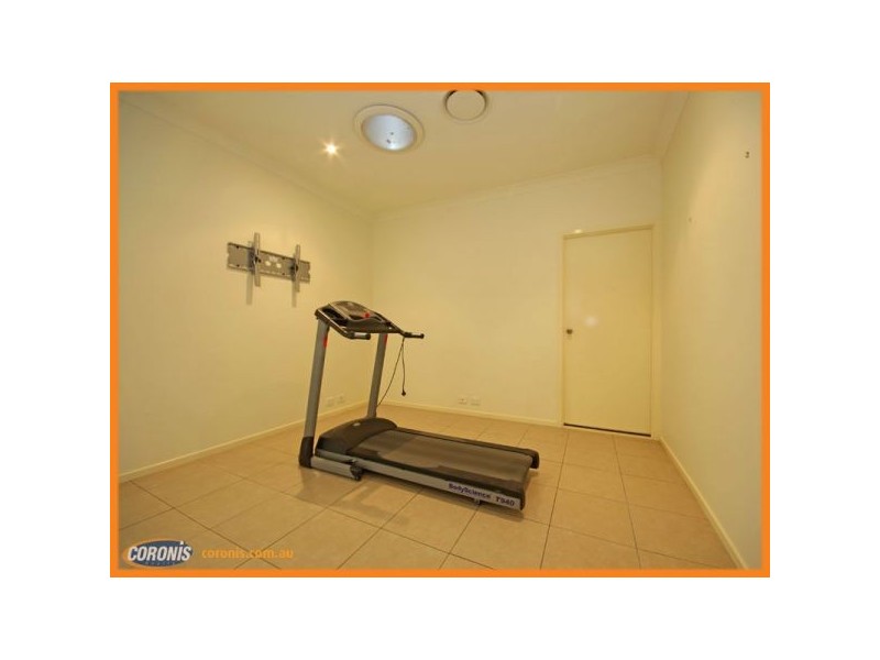 19 Silkyoak Court, North Lakes QLD 4509