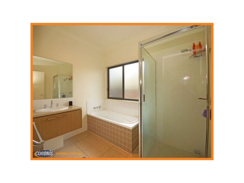 19 Silkyoak Court, North Lakes QLD 4509