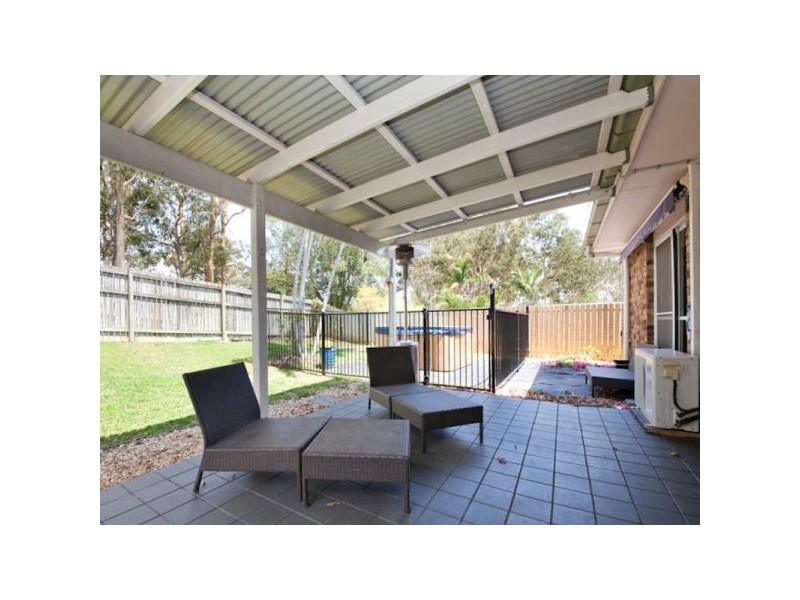 17 Vaucluse Crescent, Petrie QLD 4502