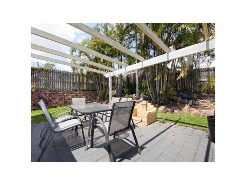 17 Vaucluse Crescent, Petrie QLD 4502