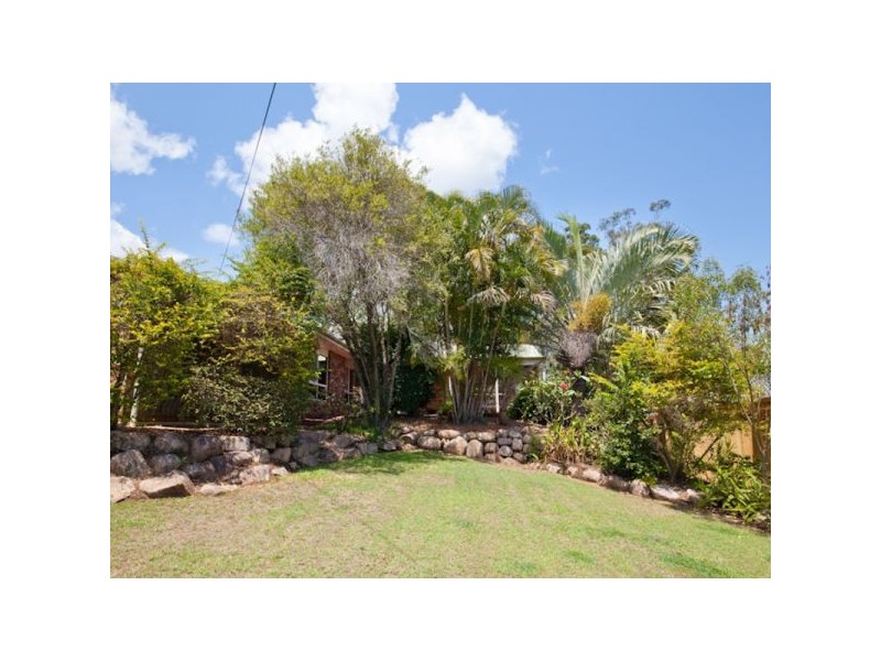 17 Vaucluse Crescent, Petrie QLD 4502