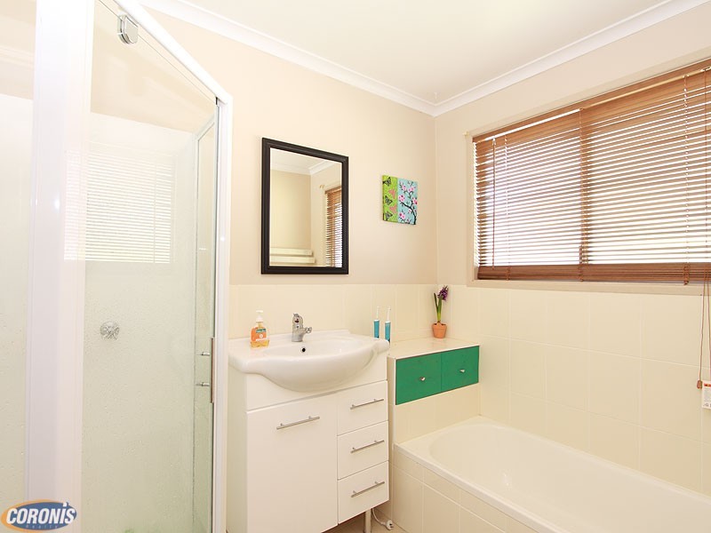 Arana Hills QLD 4054