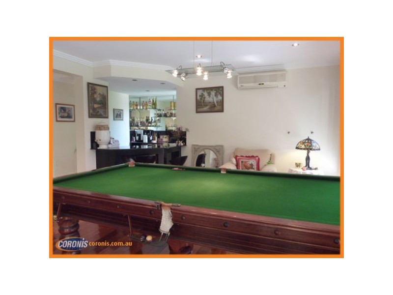 31 The Avenue, Windaroo QLD 4207