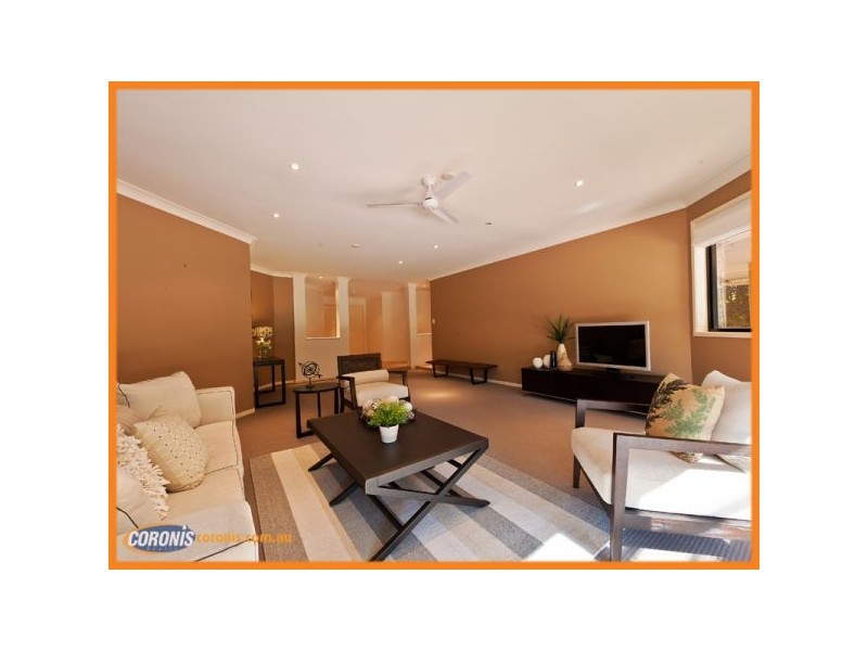 75 Lake Eyre Crescent, Parkinson QLD 4115