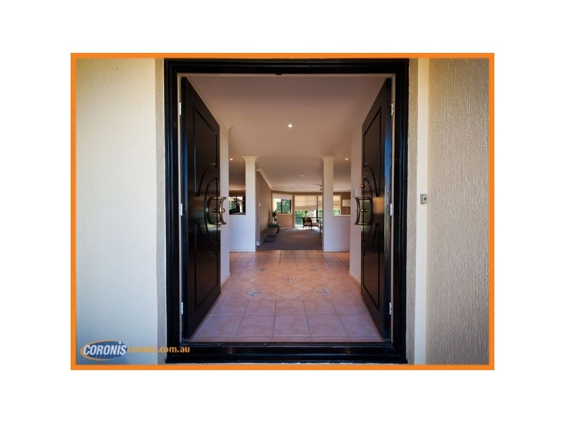 75 Lake Eyre Crescent, Parkinson QLD 4115