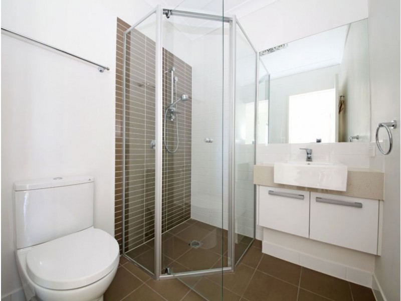 4/632 Nudgee Road, Nundah QLD 4012