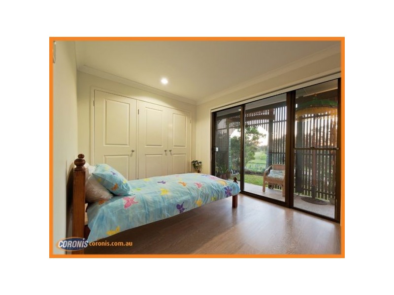 11 Rani Close, Mount Ommaney QLD 4074