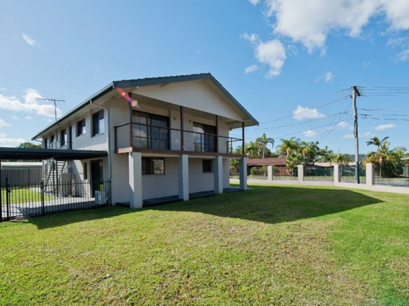 2 Coolcrest Crescent, Daisy Hill QLD 4127